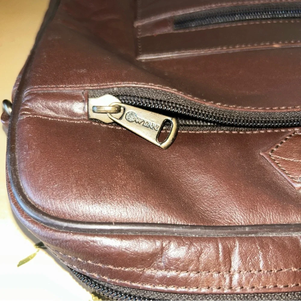 Winn Brown Leather Zip Top Briefcase Bag